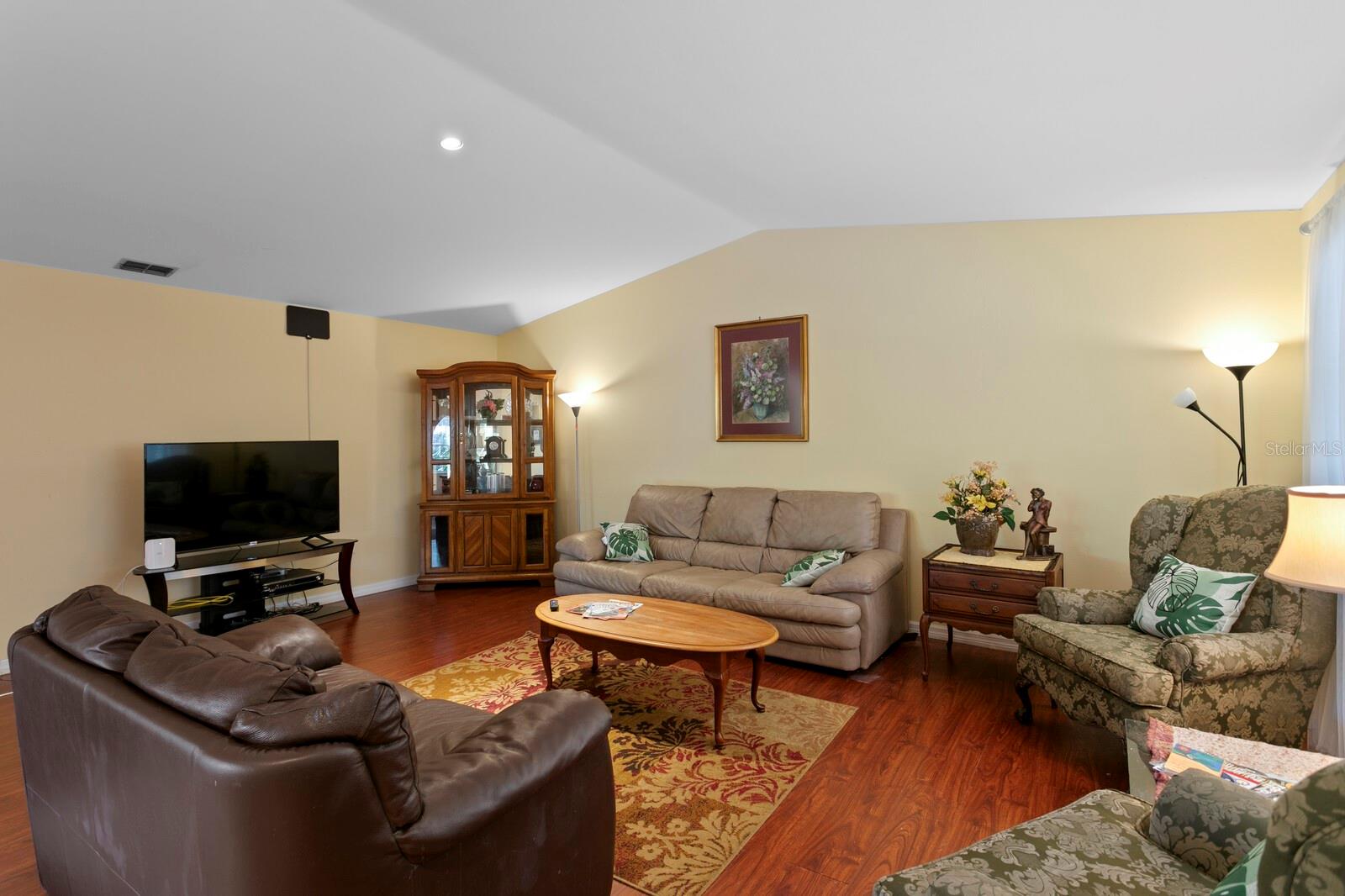 Image 3 of 60 For 1343 Highland Avenue