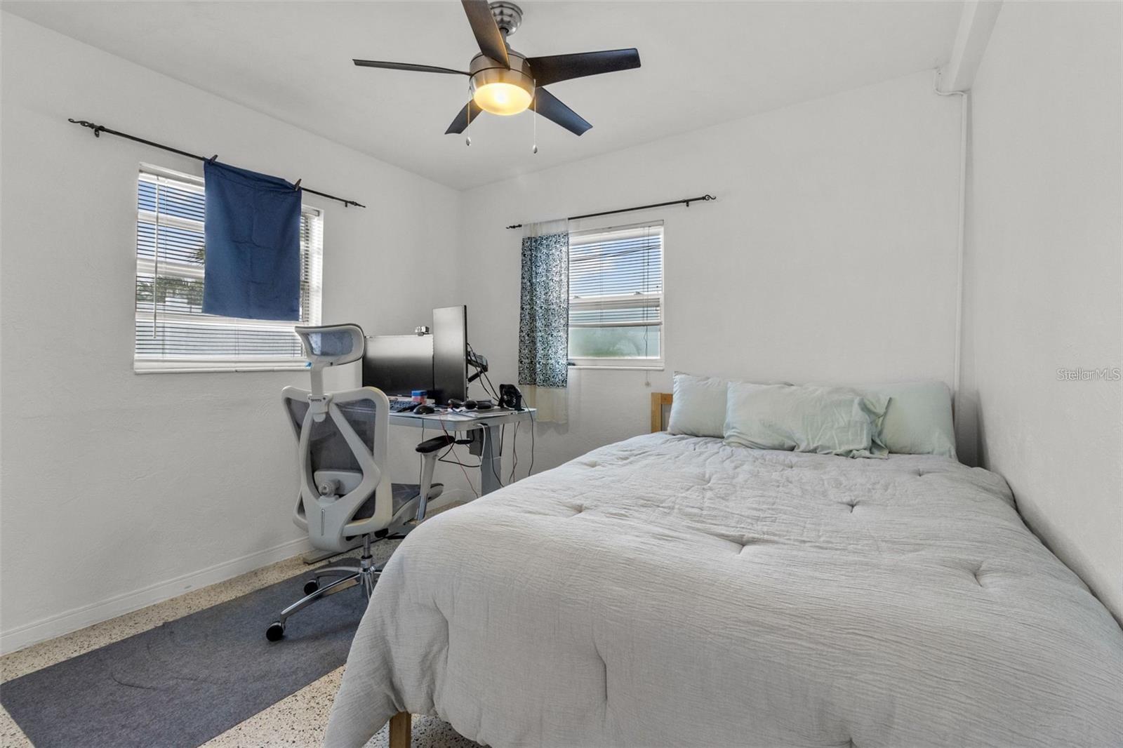 Image 8 of 17 For 11040 2nd Street E