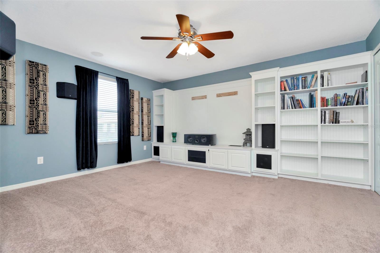 Listing photo id 28 for 3529 Lefays Point