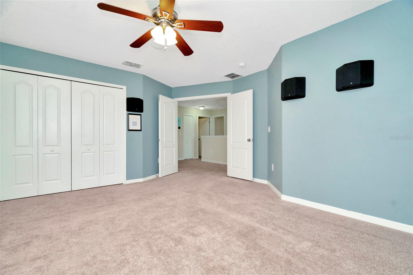 Listing photo id 29 for 3529 Lefays Point