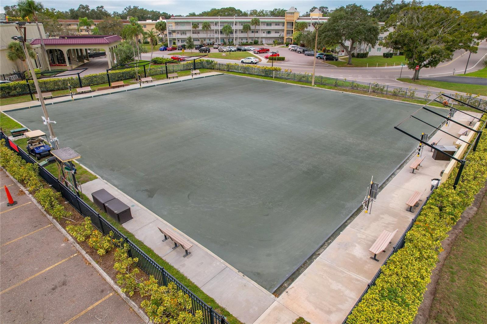 Image 24 of 39 For 2458 Columbia Drive 68