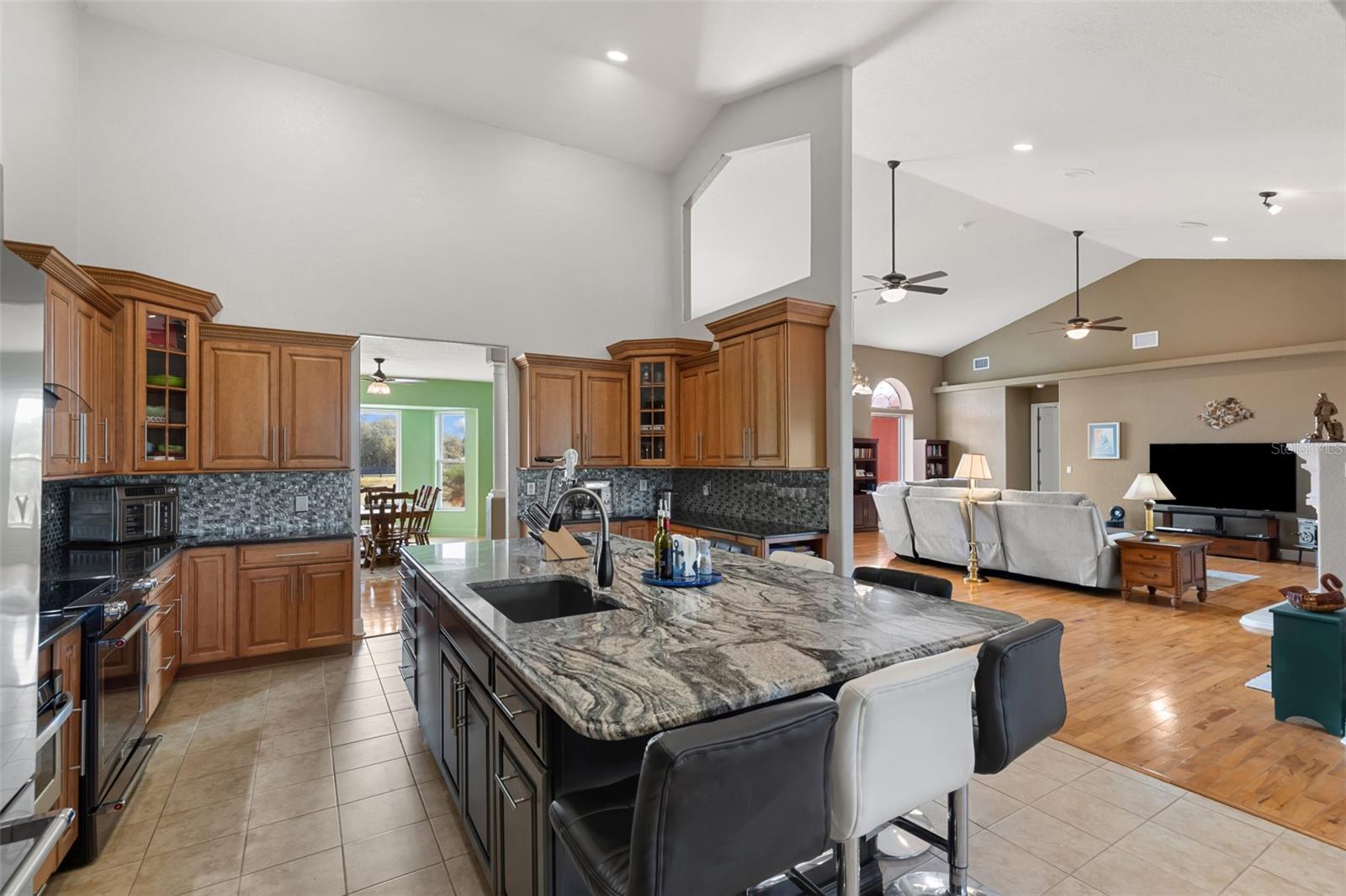 Image 8 of 44 For 29336 Sam Way