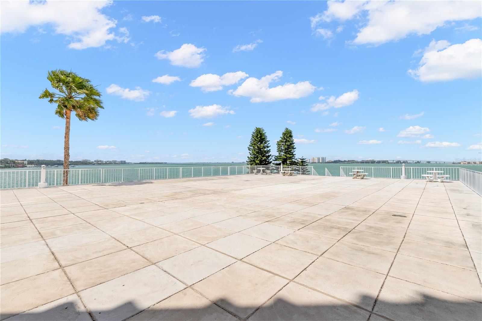 Image 35 of 40 For 100 Pierce Street 1007