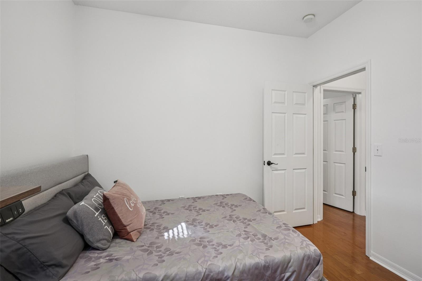 Image 32 of 49 For 2108 Fawn Meadow Drive