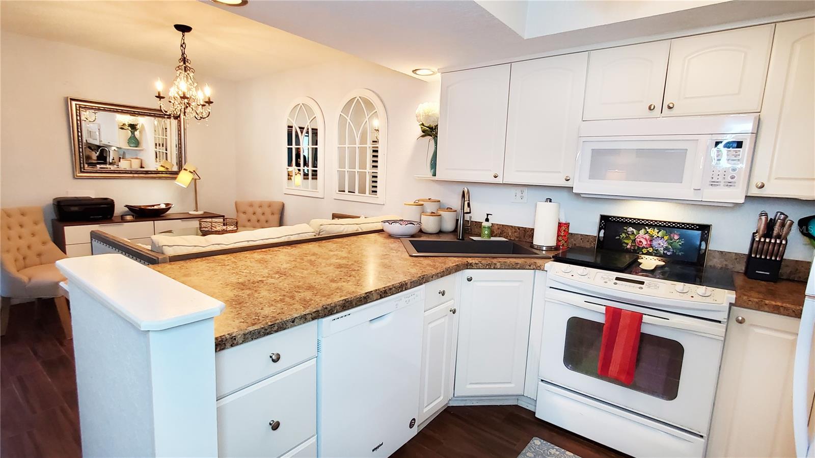 Image 10 of 24 For 1001 Bayshore Boulevard 107