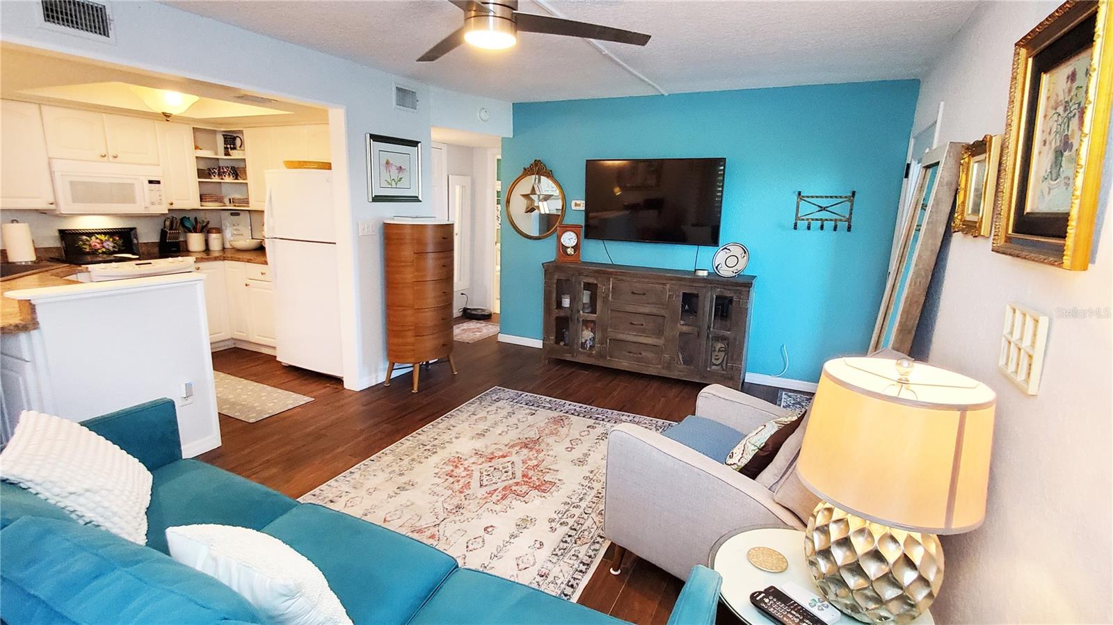 Image 3 of 24 For 1001 Bayshore Boulevard 107