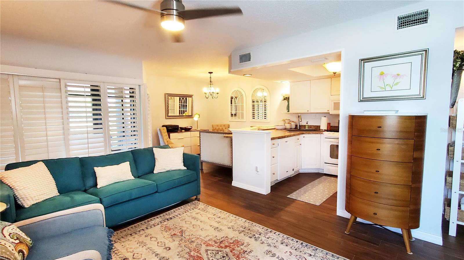 Image 6 of 24 For 1001 Bayshore Boulevard 107