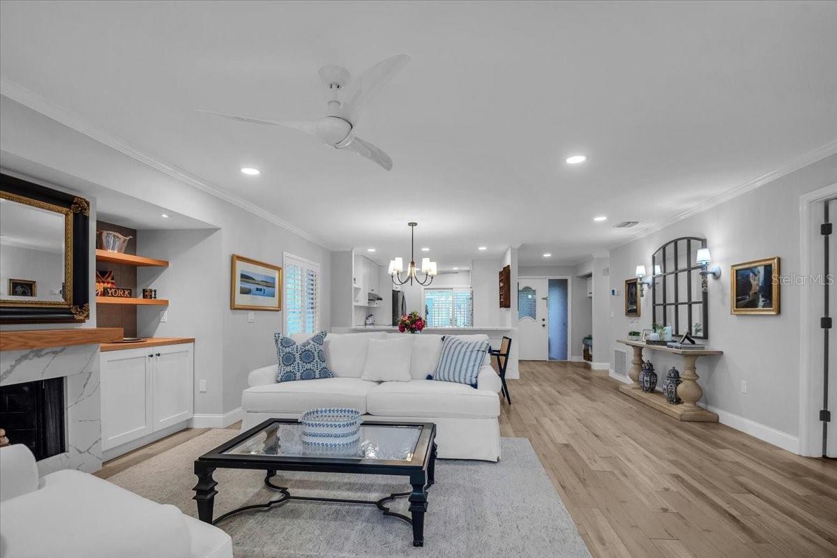 Image 18 of 42 For 5417 Chantilly  31