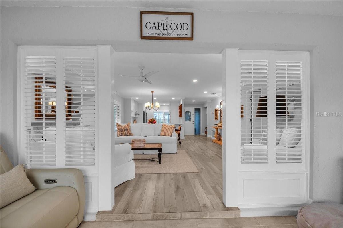 Image 21 of 42 For 5417 Chantilly  31