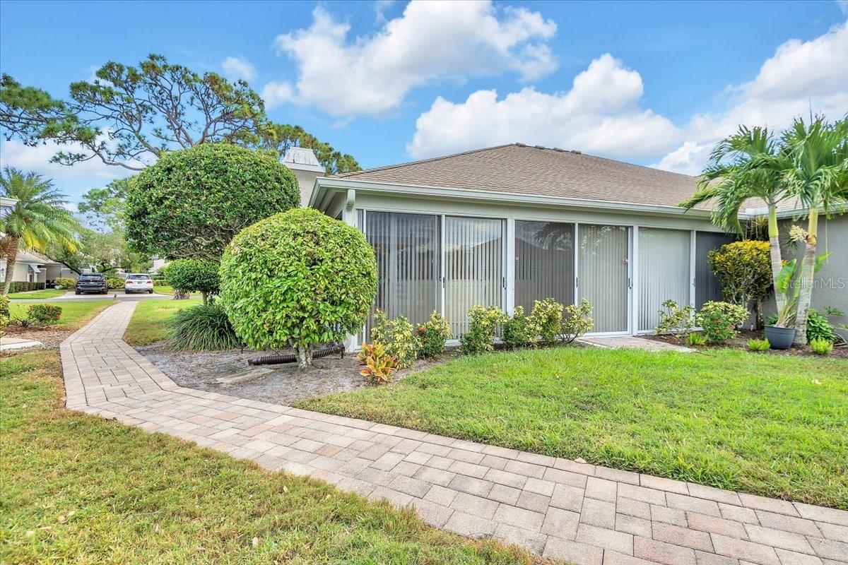 Image 37 of 42 For 5417 Chantilly  31