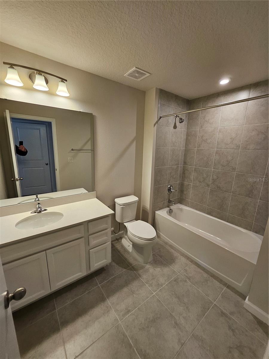 Image 16 of 36 For 19051 Pebble Wood Lane