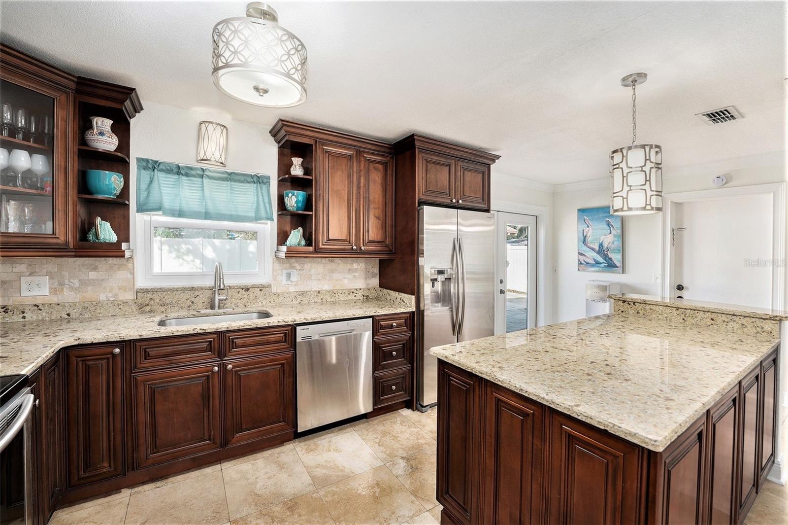 Image 10 of 18 For 4819 San Pablo Place