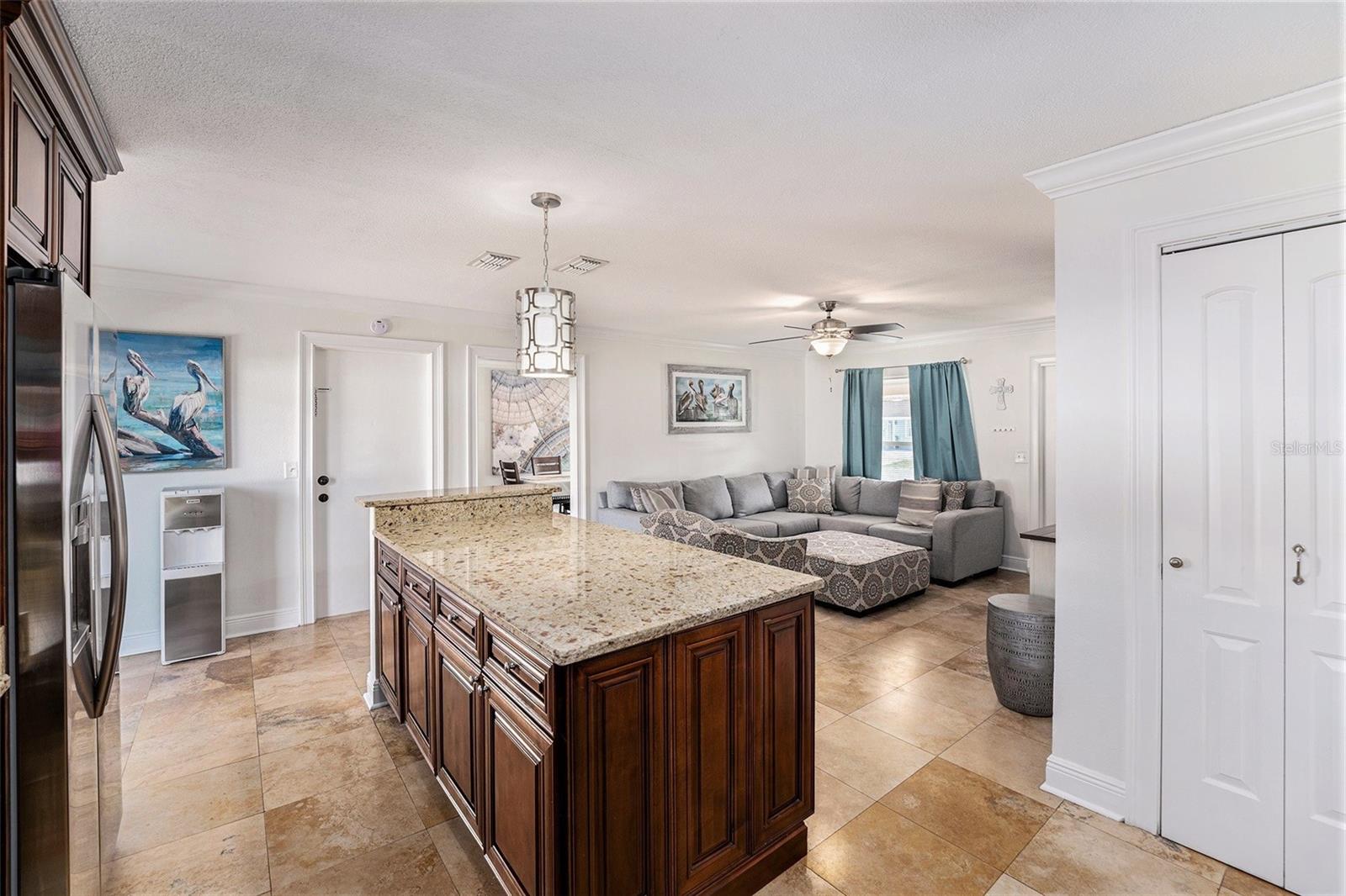 Image 12 of 18 For 4819 San Pablo Place