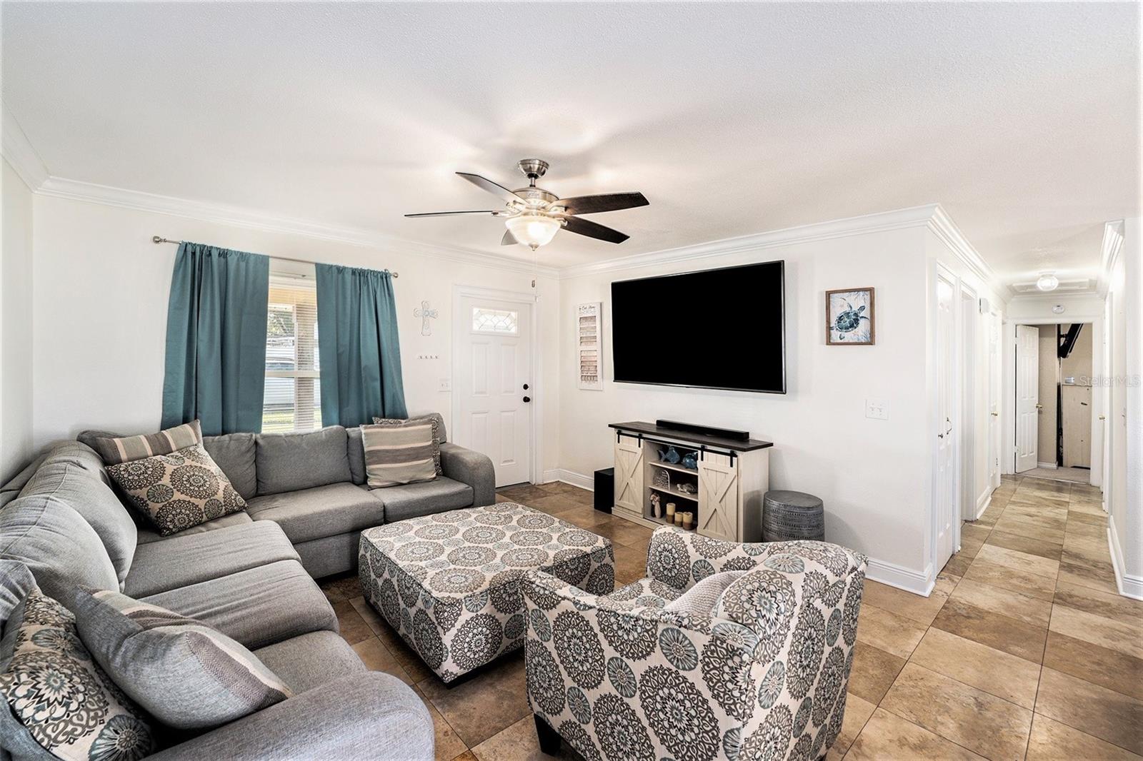 Image 7 of 18 For 4819 San Pablo Place