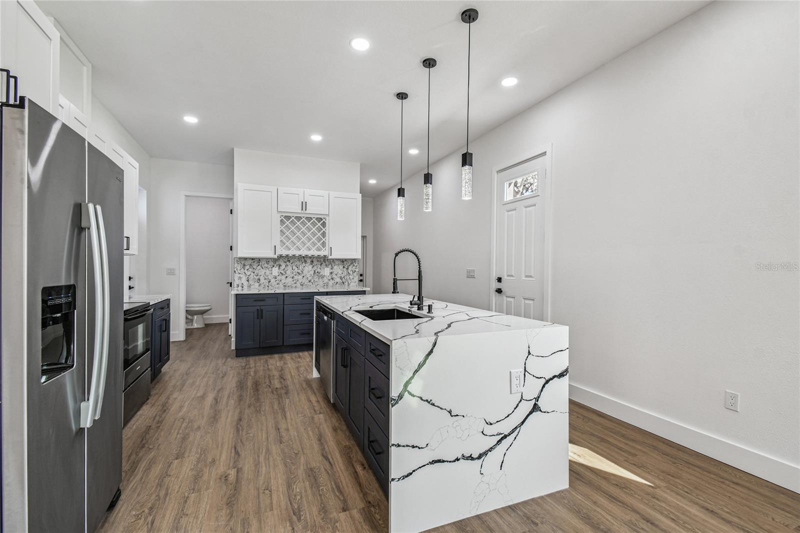 Image 10 of 40 For 310 Waterfall Drive