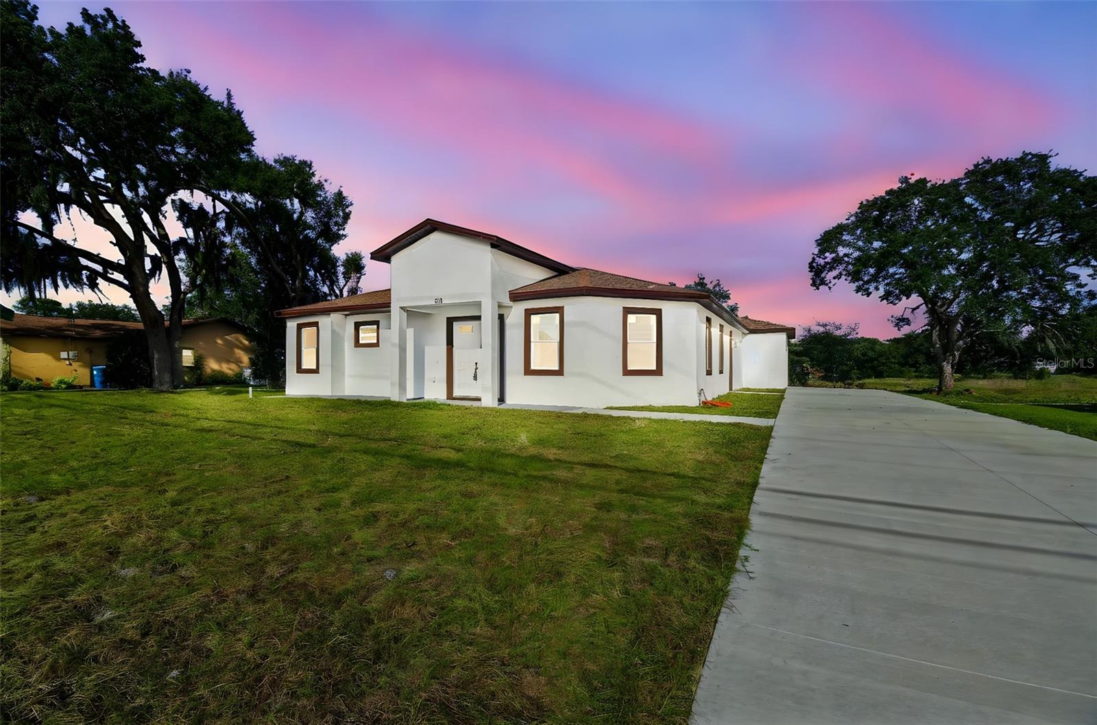 Image 3 of 40 For 310 Waterfall Drive