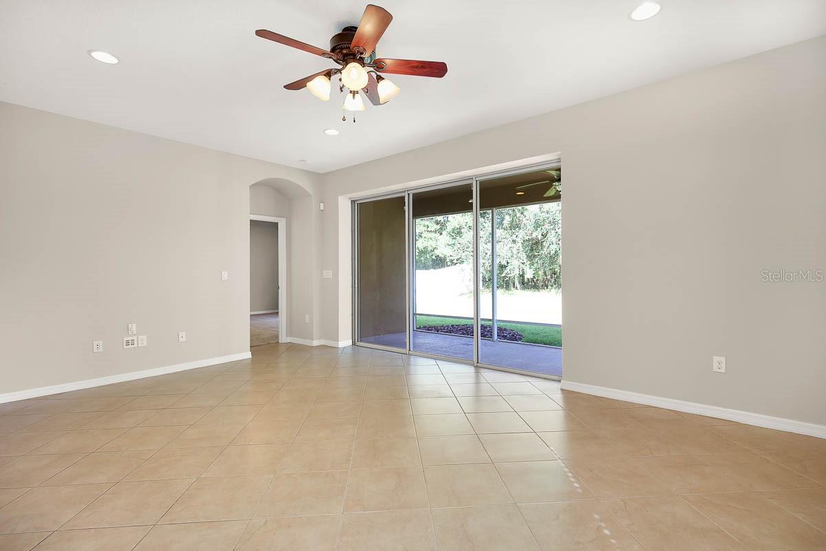 Image 14 of 46 For 11403 Thames Fare Way