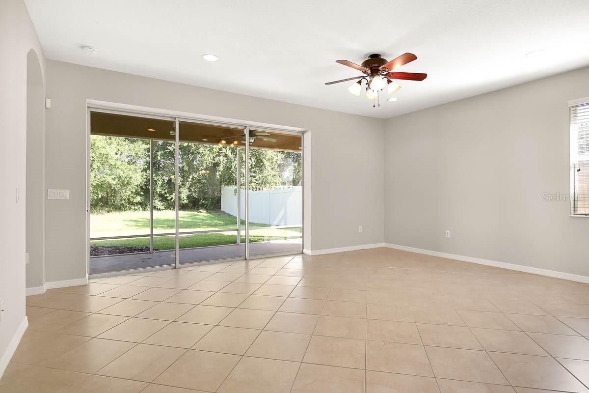 Image 18 of 46 For 11403 Thames Fare Way