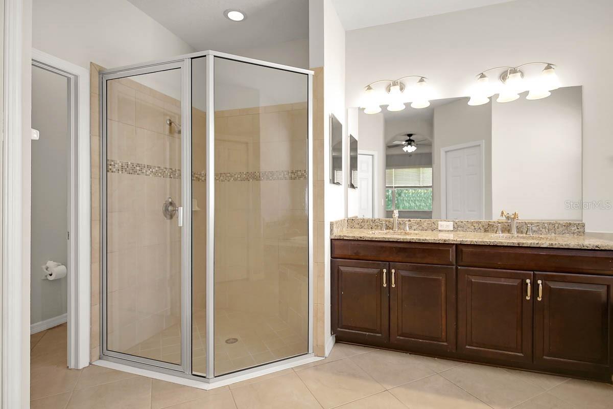 Image 23 of 46 For 11403 Thames Fare Way