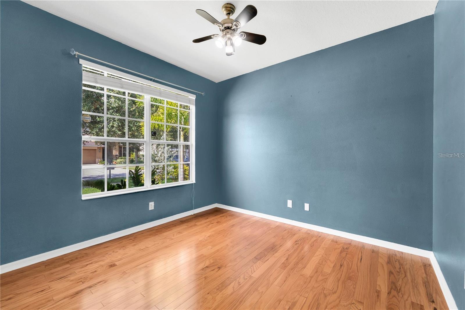 Image 23 of 38 For 10229 Avelar Ridge Drive