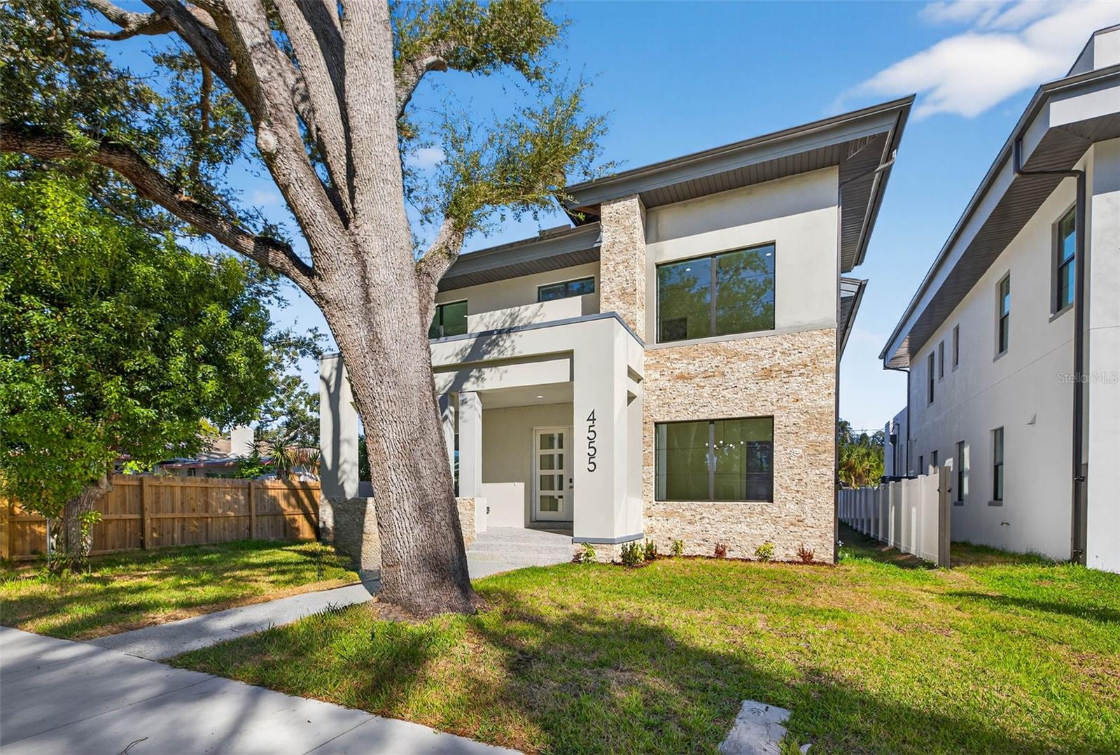 Image 2 of 35 For 4555 26th Avenue S