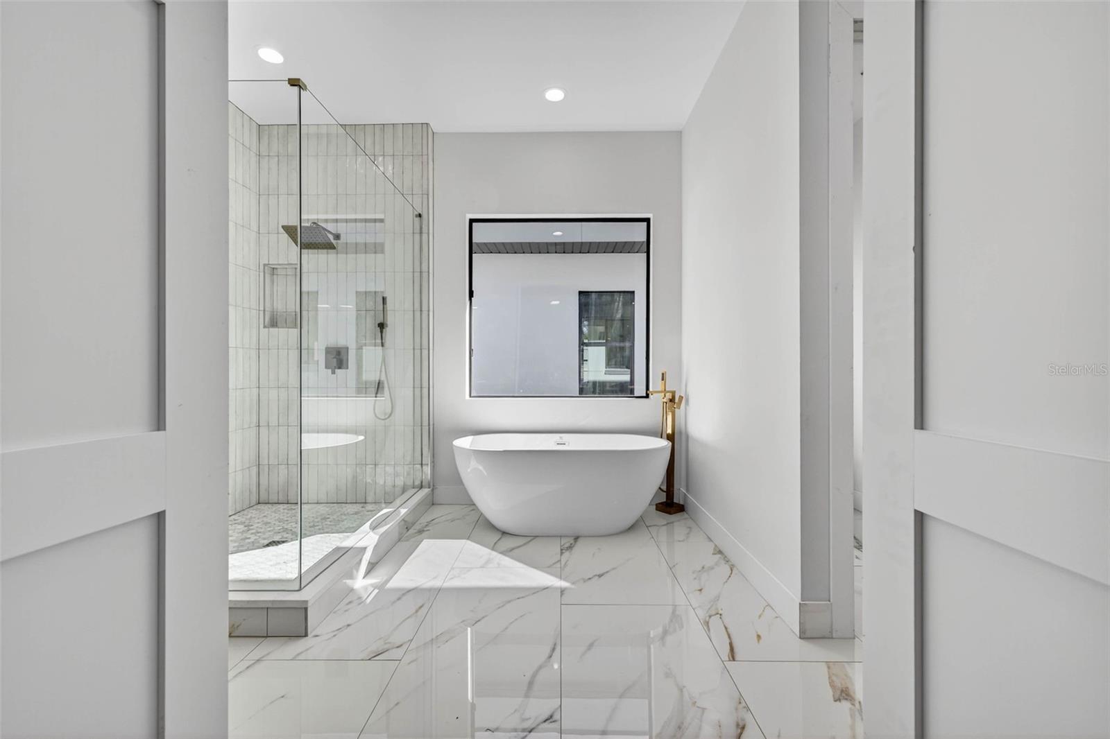 Image 29 of 35 For 4555 26th Avenue S