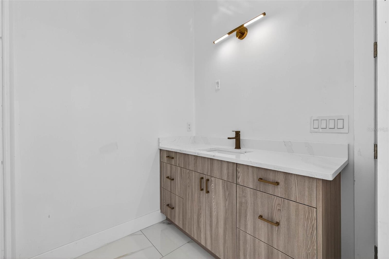 Image 31 of 35 For 4555 26th Avenue S