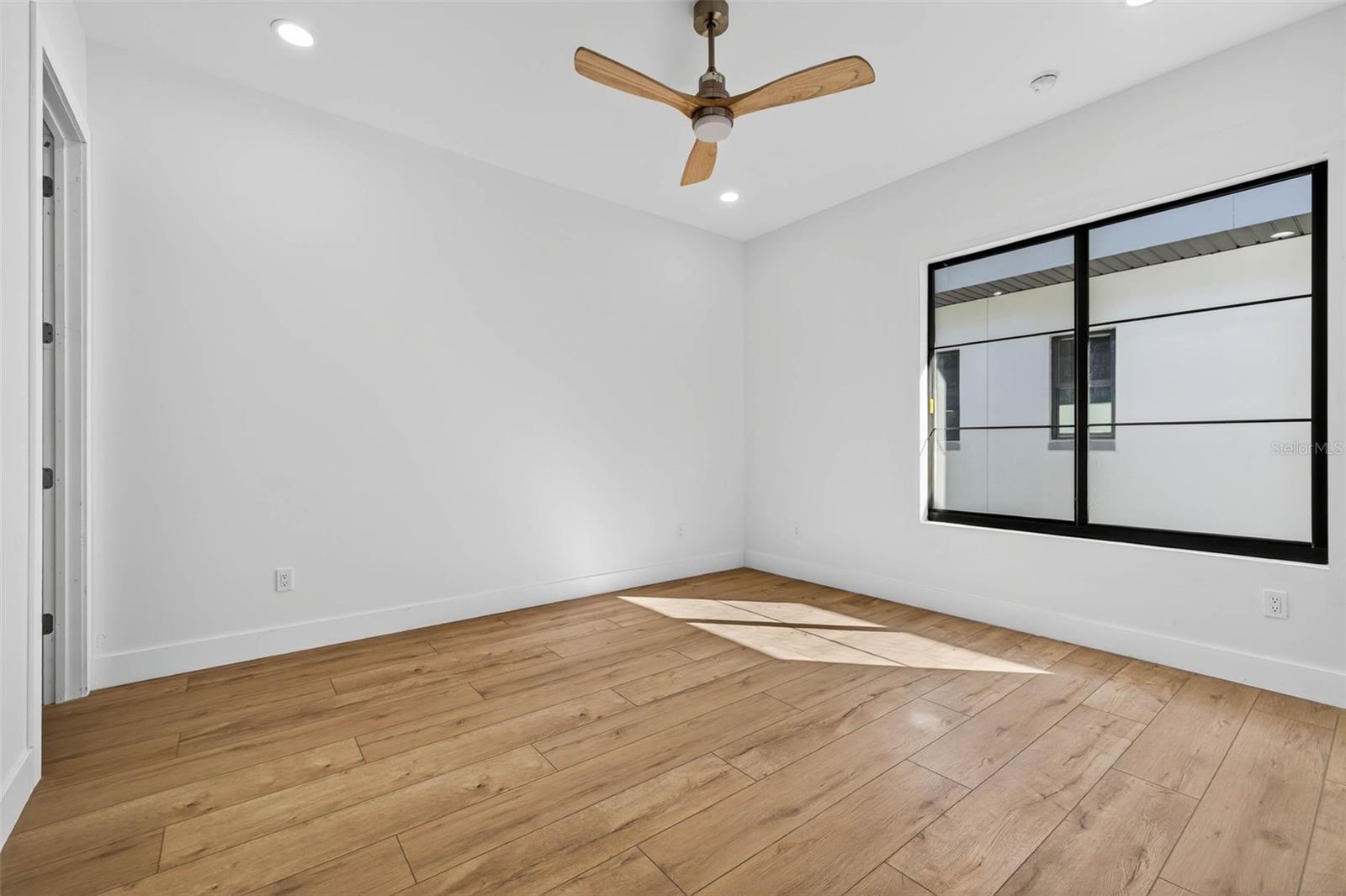 Image 34 of 35 For 4555 26th Avenue S