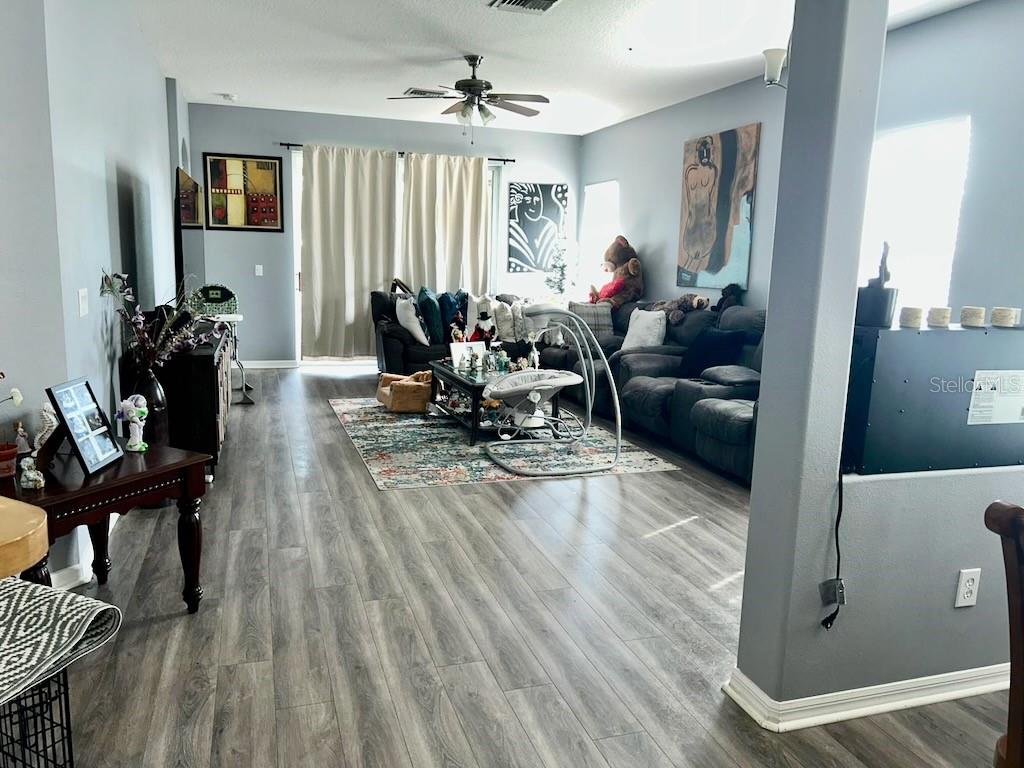 Image 7 of 14 For 7439 Surrey Pines Drive