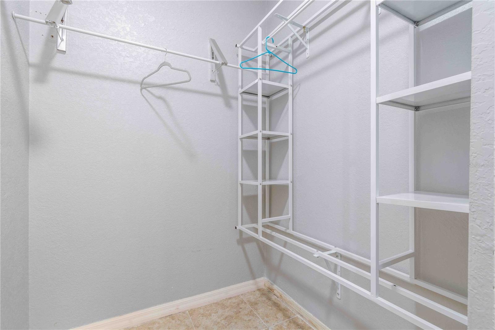 Image 23 of 52 For 9262 Lake Chase Island Way