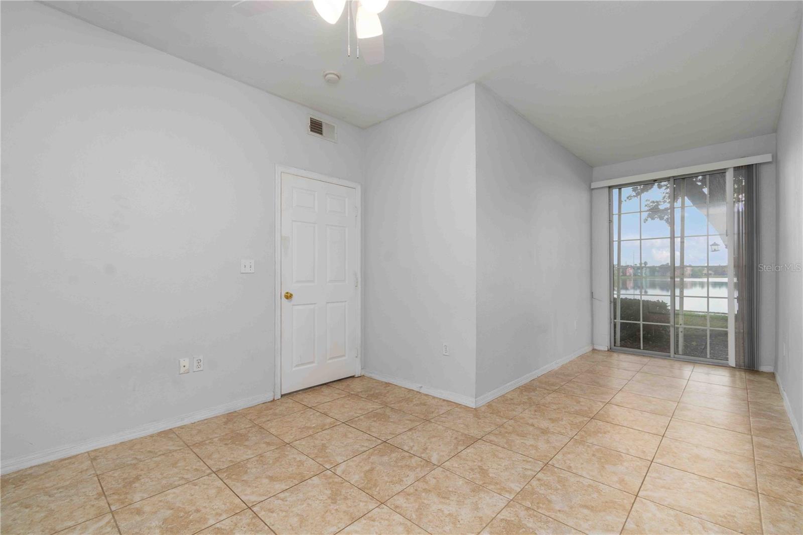 Image 32 of 52 For 9262 Lake Chase Island Way