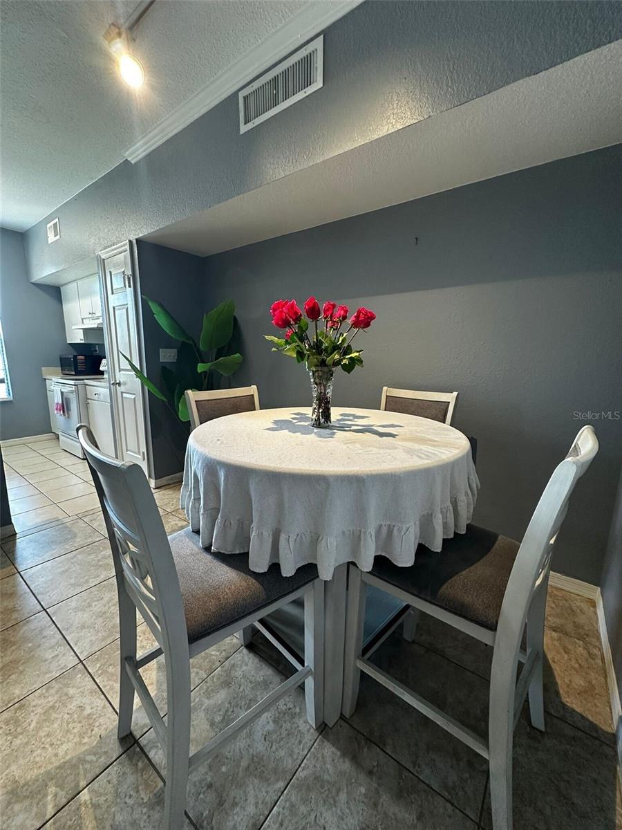 Image 34 of 52 For 9262 Lake Chase Island Way