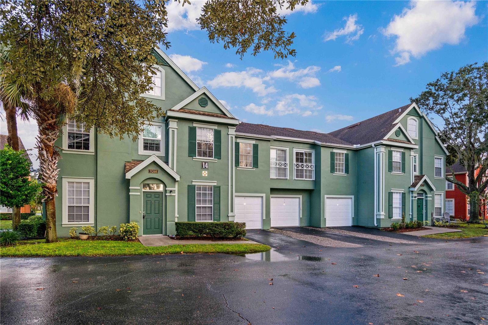 Image 42 of 52 For 9262 Lake Chase Island Way