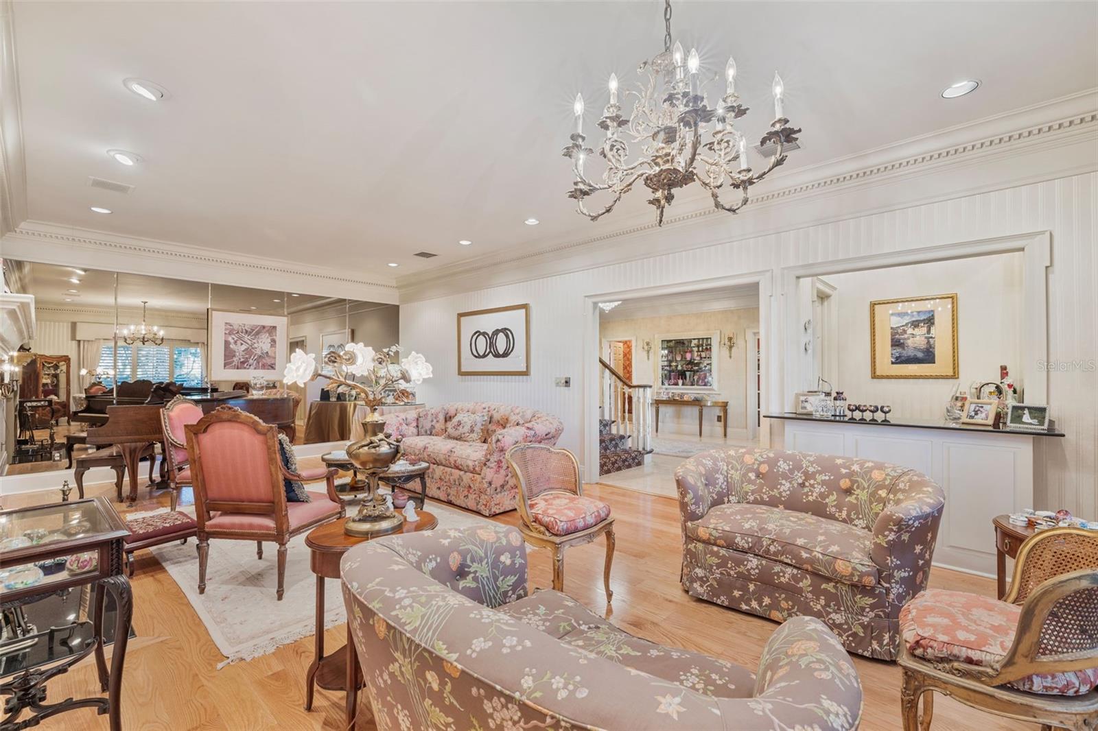 Image 10 of 74 For 16607 Avila Boulevard