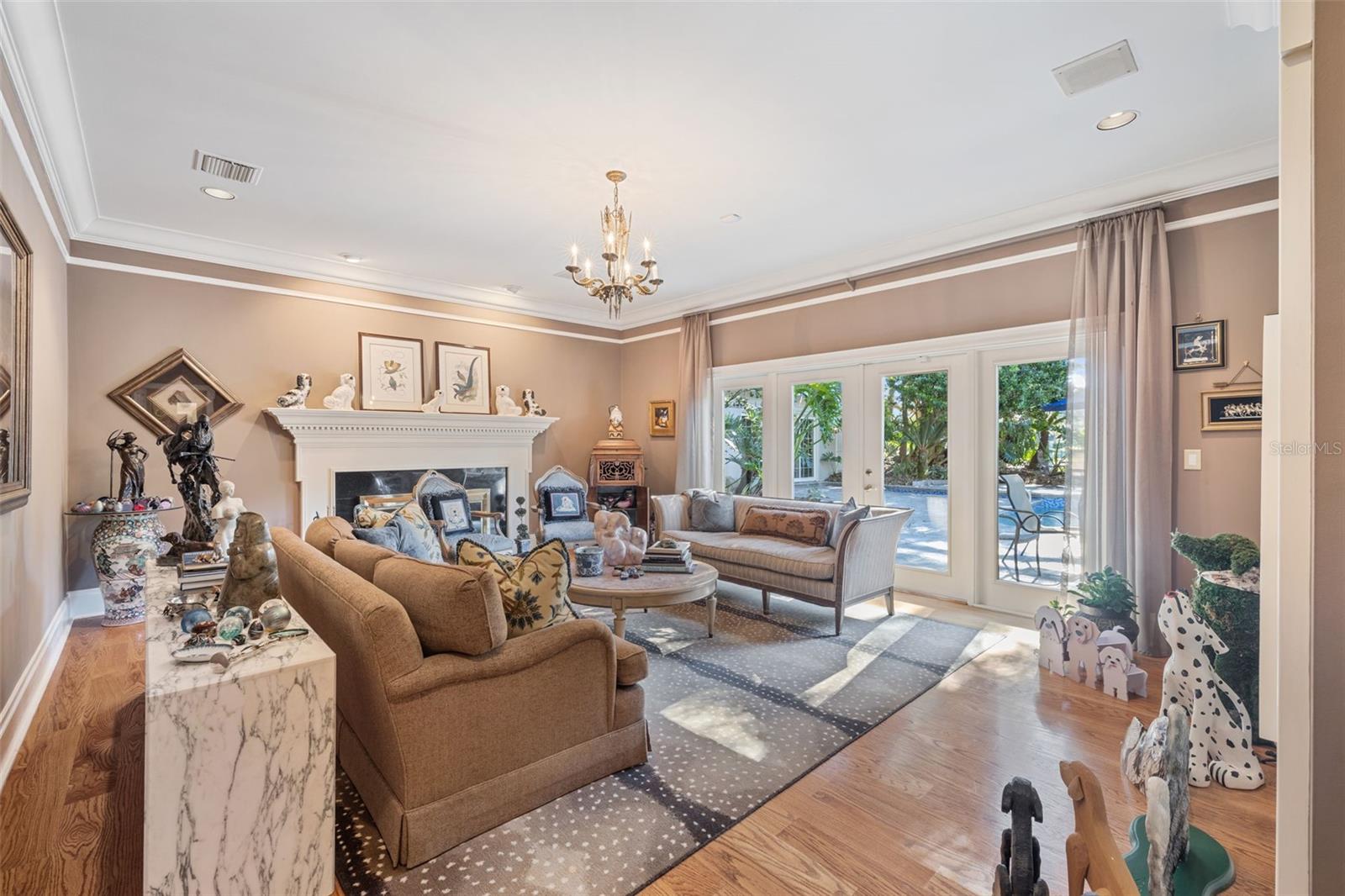 Image 16 of 74 For 16607 Avila Boulevard