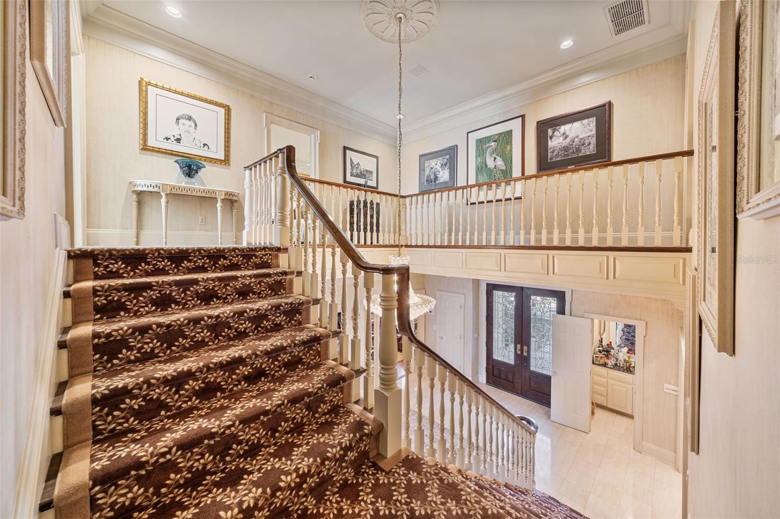 Image 25 of 74 For 16607 Avila Boulevard