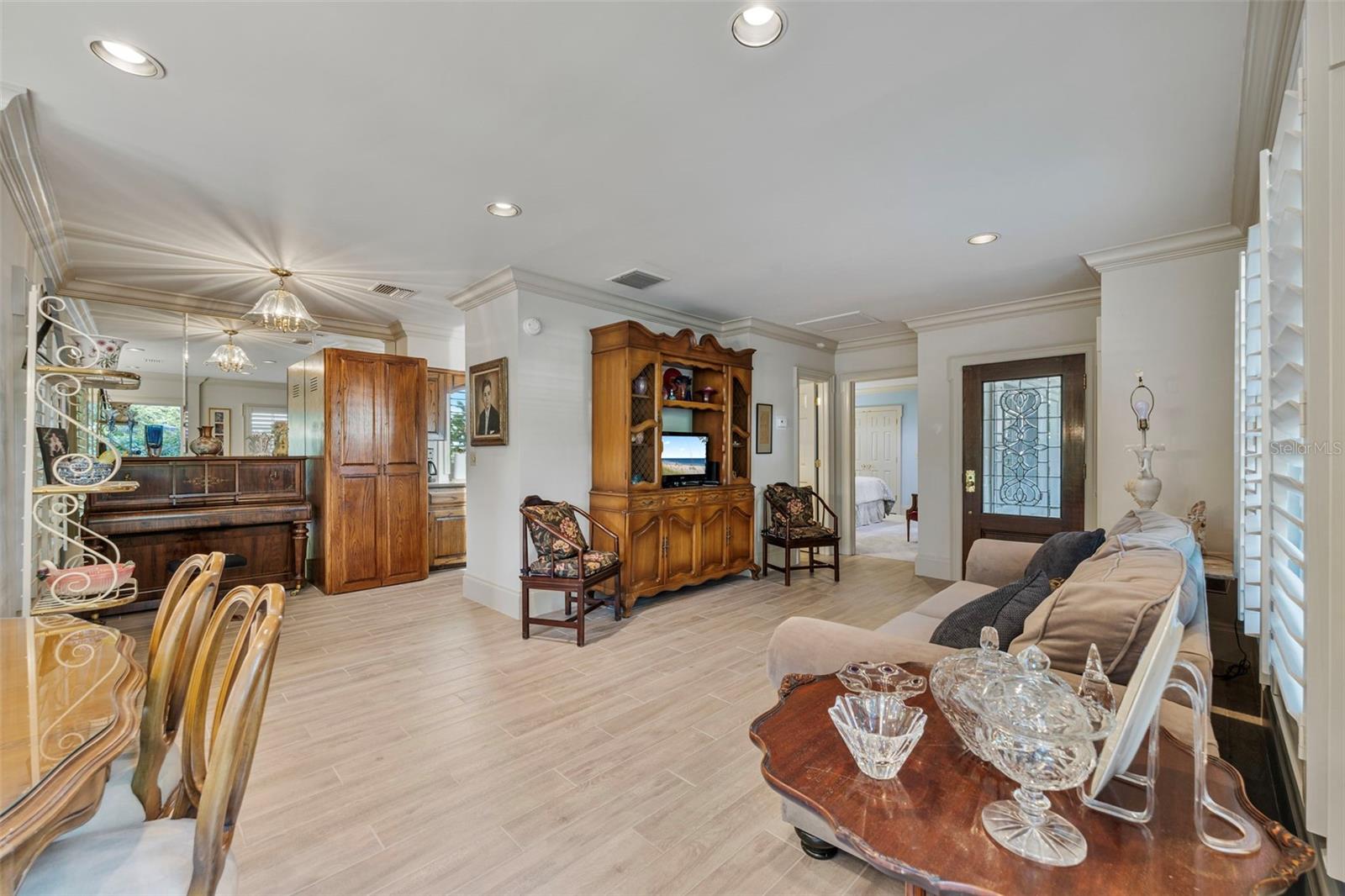 Image 63 of 74 For 16607 Avila Boulevard