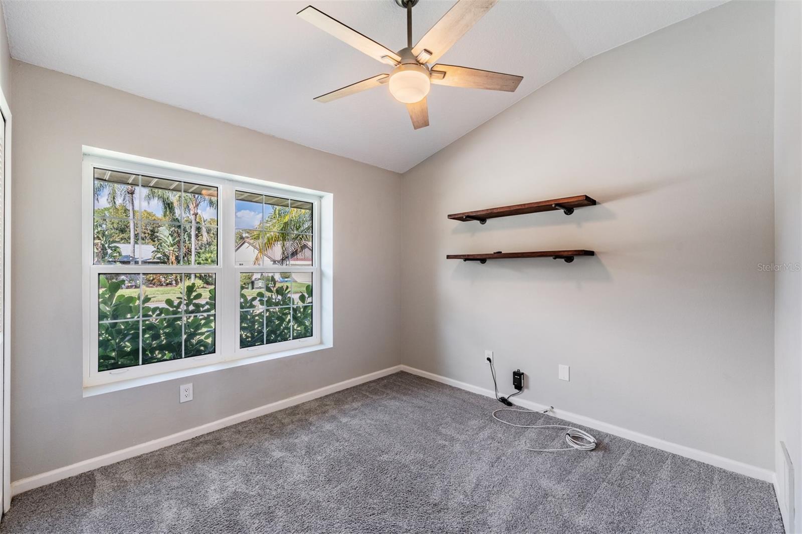 Image 10 of 21 For 714 Satinleaf Avenue