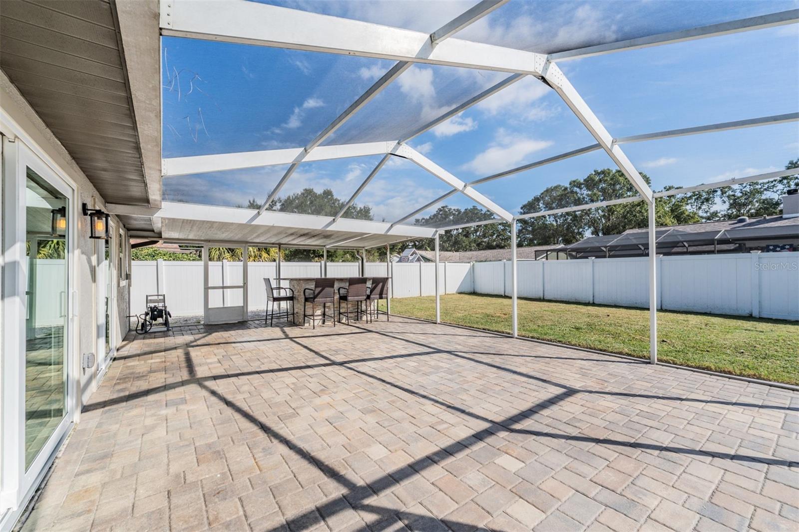 Image 14 of 21 For 714 Satinleaf Avenue