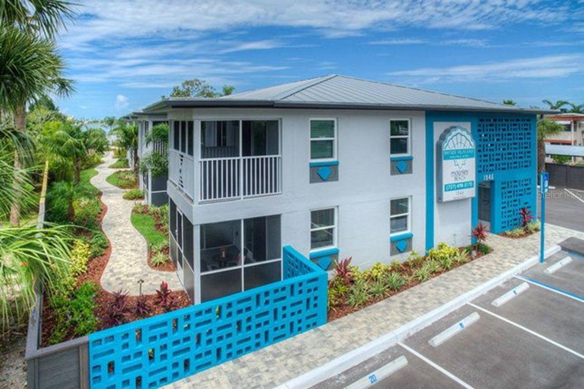 Image 17 of 22 For 1824 Shore Drive S 202