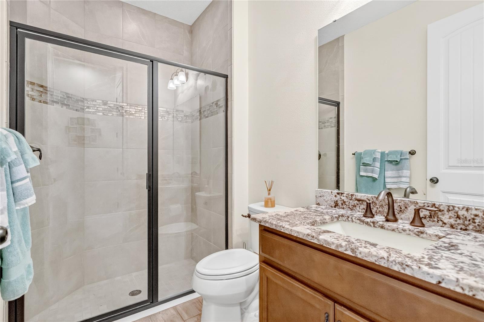 Image 12 of 38 For 9009 Palm Key Avenue