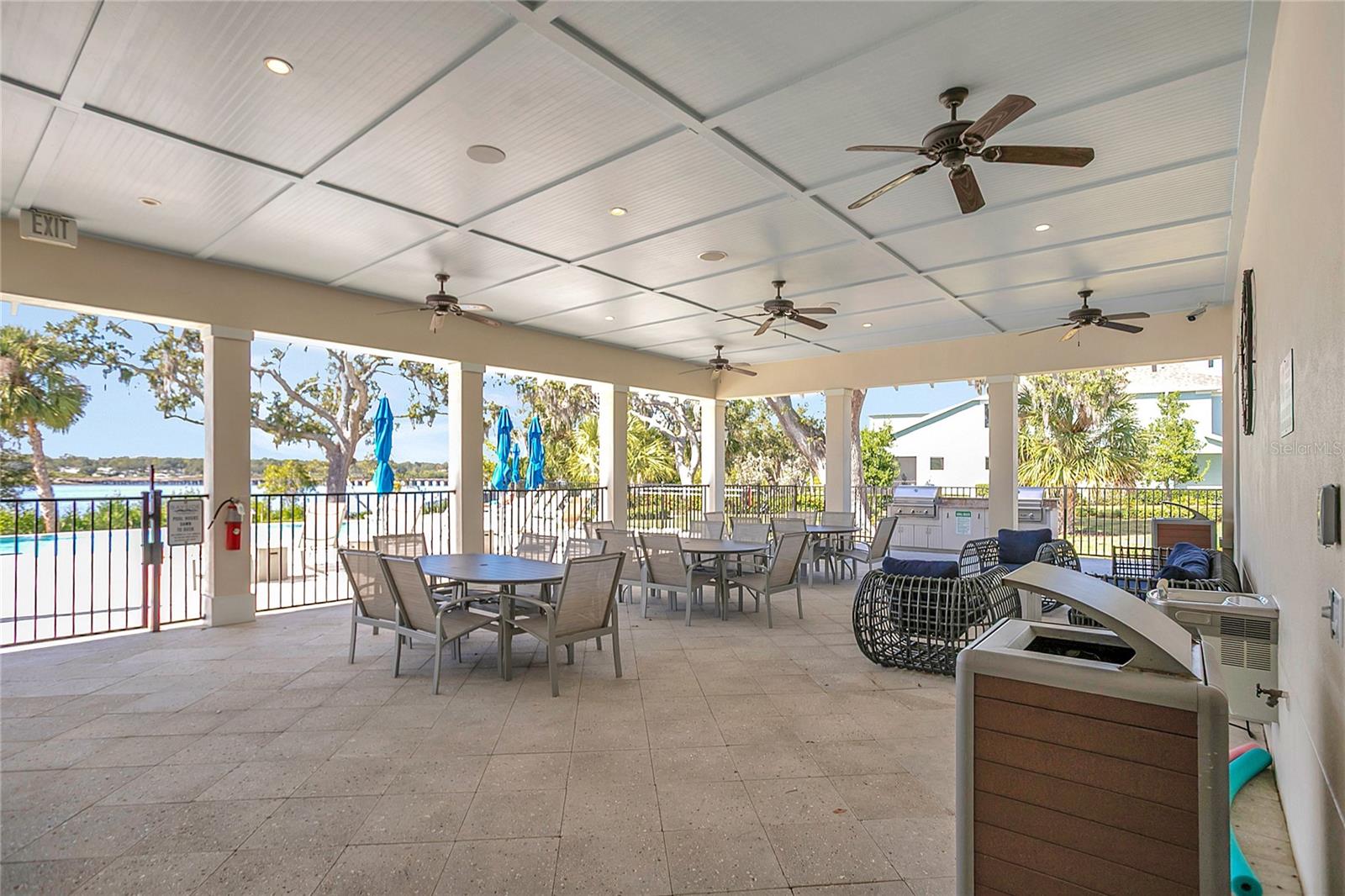 Image 25 of 38 For 9009 Palm Key Avenue