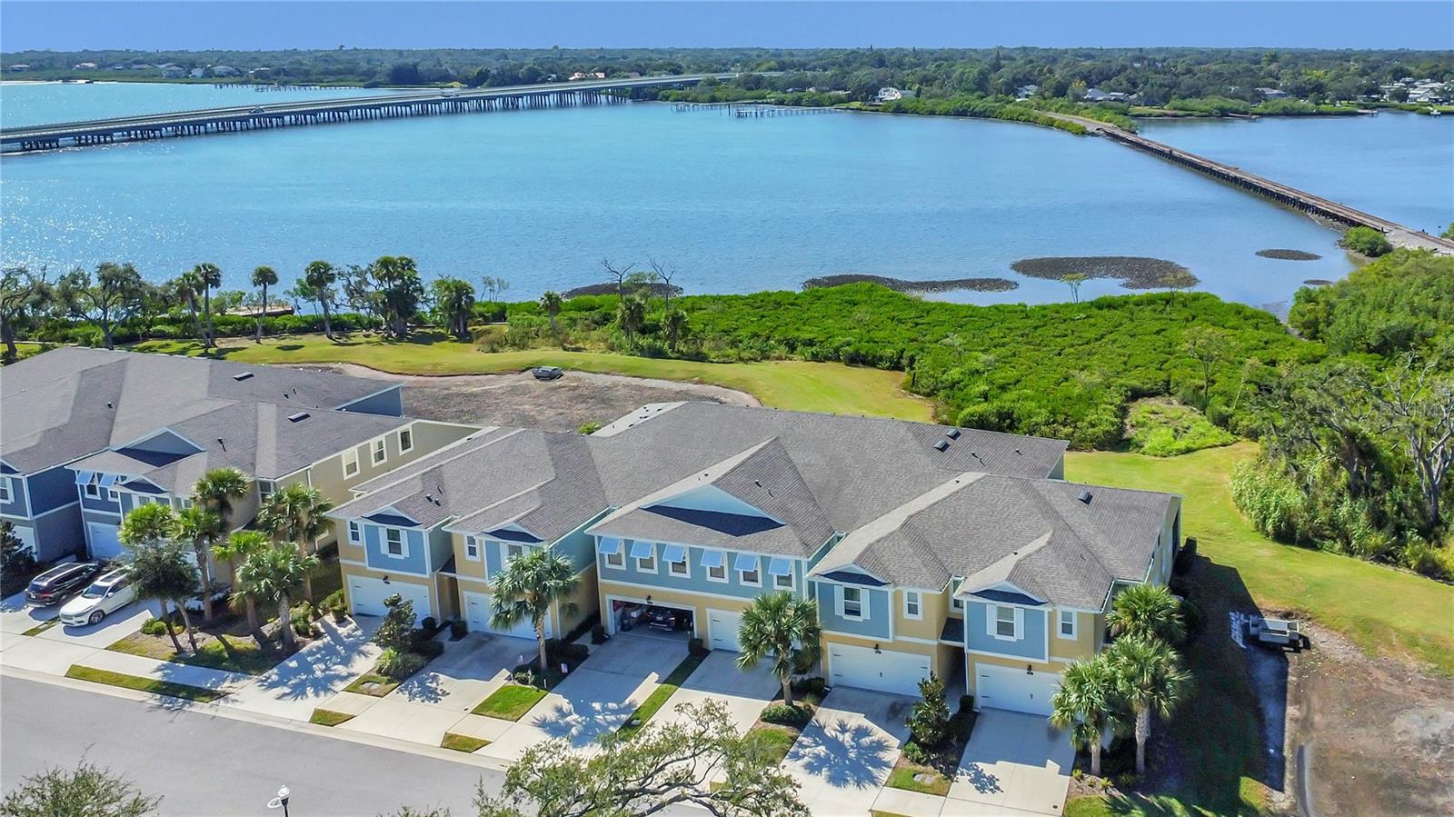 Image 36 of 38 For 9009 Palm Key Avenue