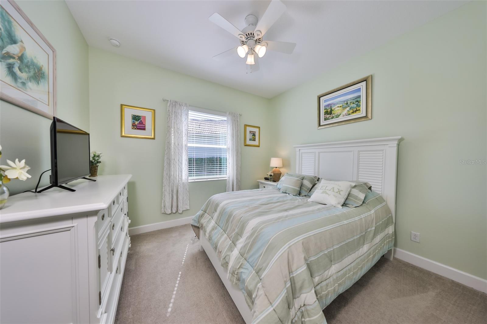 Image 19 of 44 For 15527 Corona Del Mar Drive