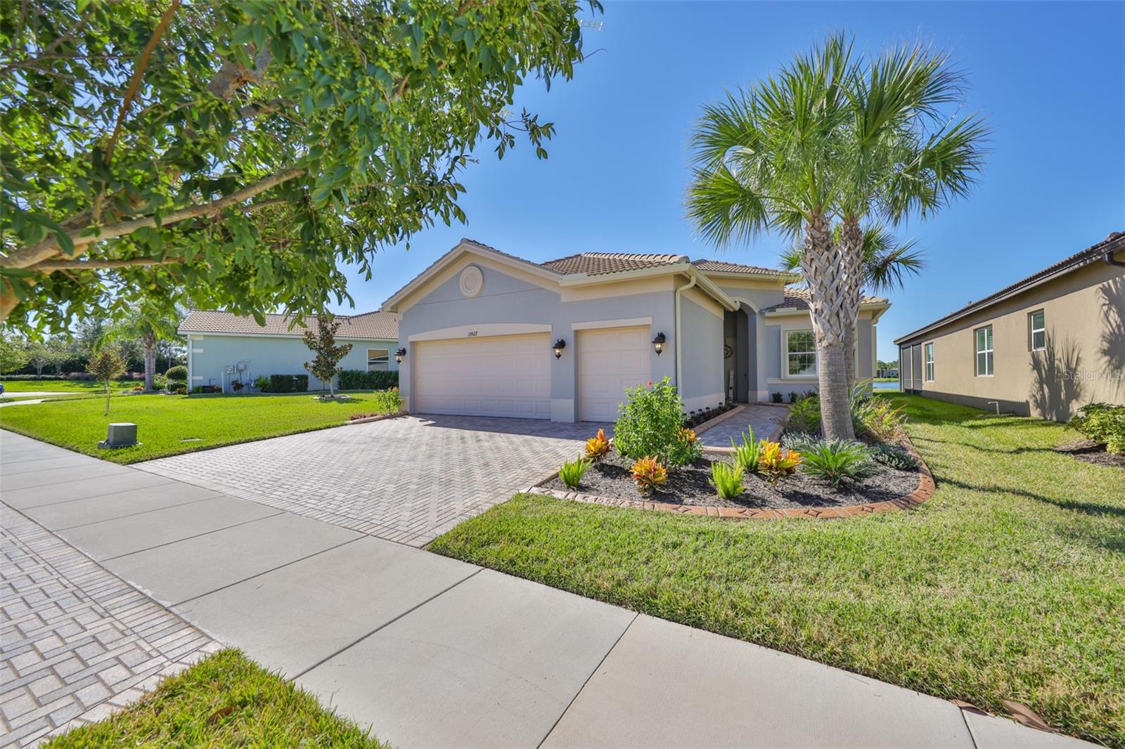 Image 2 of 44 For 15527 Corona Del Mar Drive