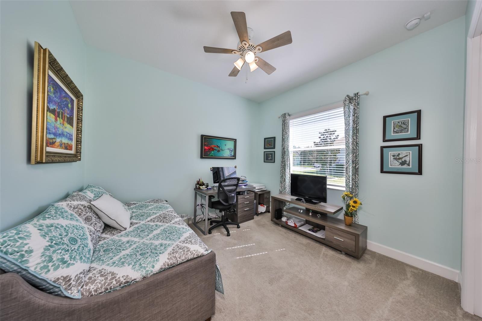 Image 23 of 44 For 15527 Corona Del Mar Drive