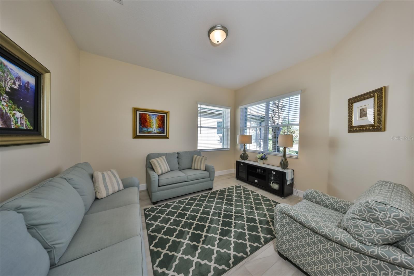 Image 25 of 44 For 15527 Corona Del Mar Drive