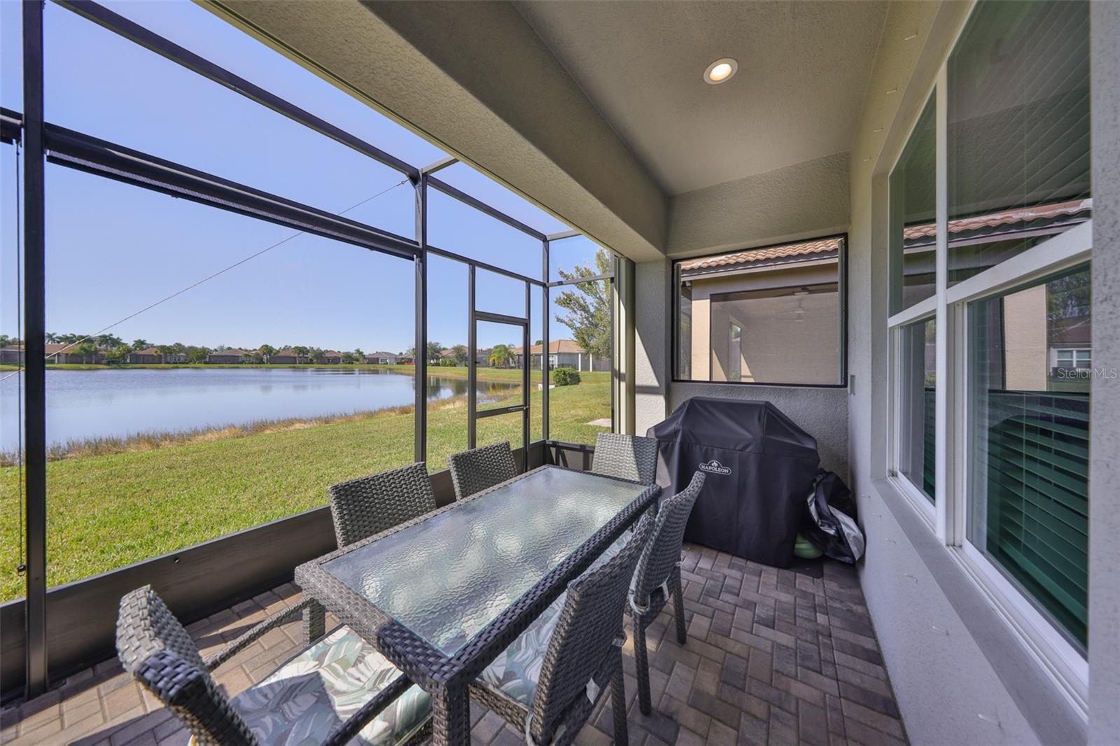 Image 31 of 44 For 15527 Corona Del Mar Drive