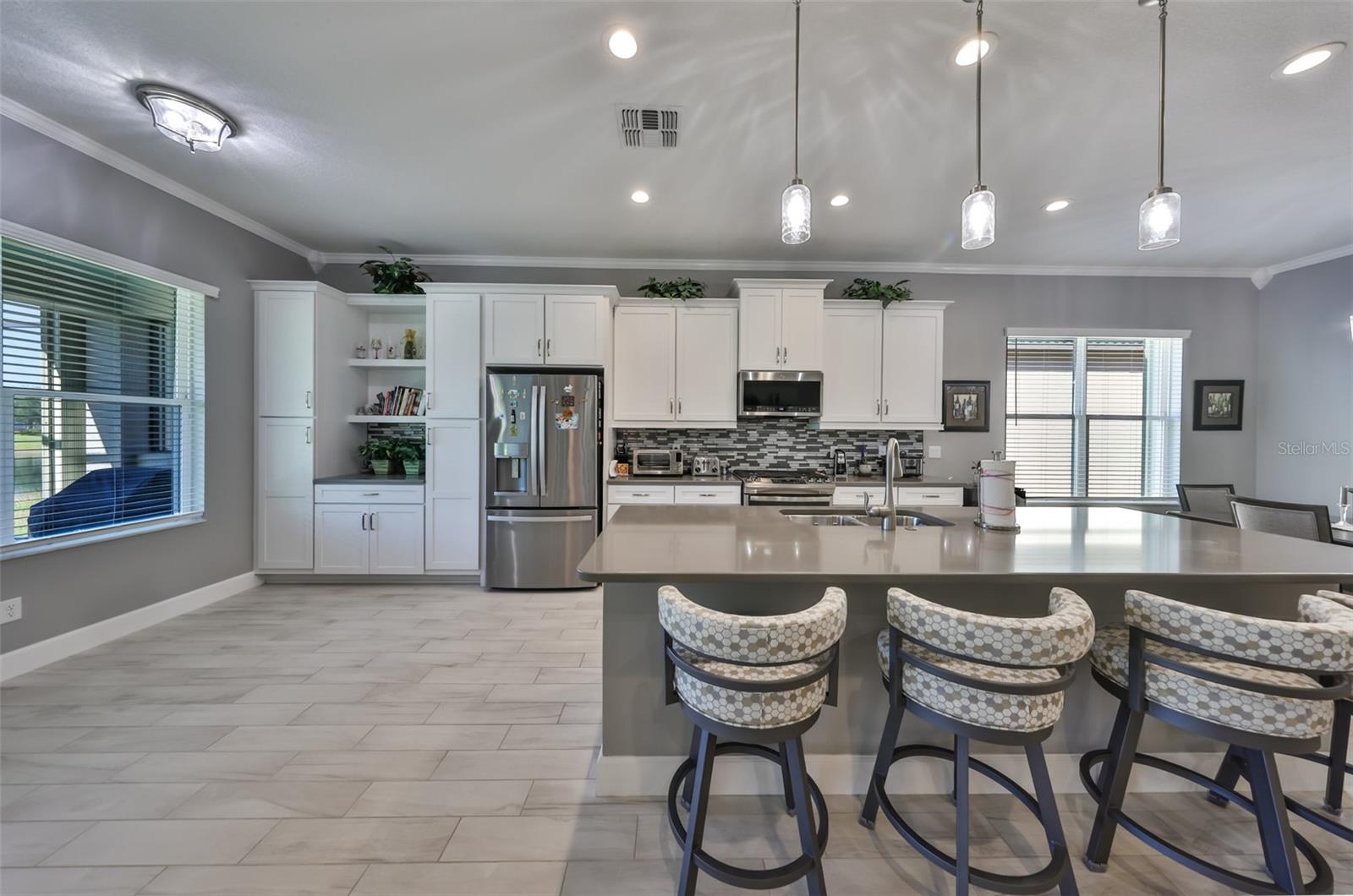 Image 6 of 44 For 15527 Corona Del Mar Drive