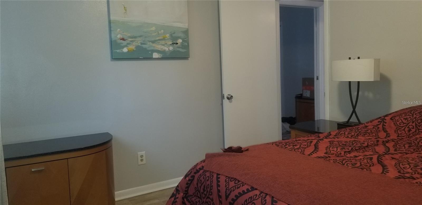 Image 26 of 44 For 1345 Drew Street 1